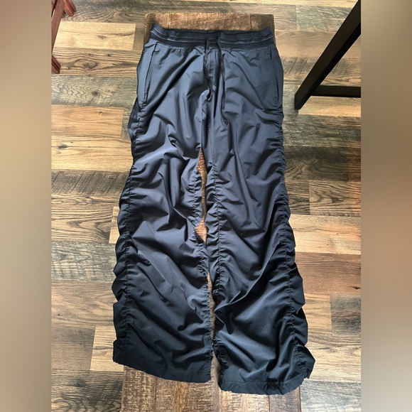 Under Armour Black Track Pants - Picture 2 of 7